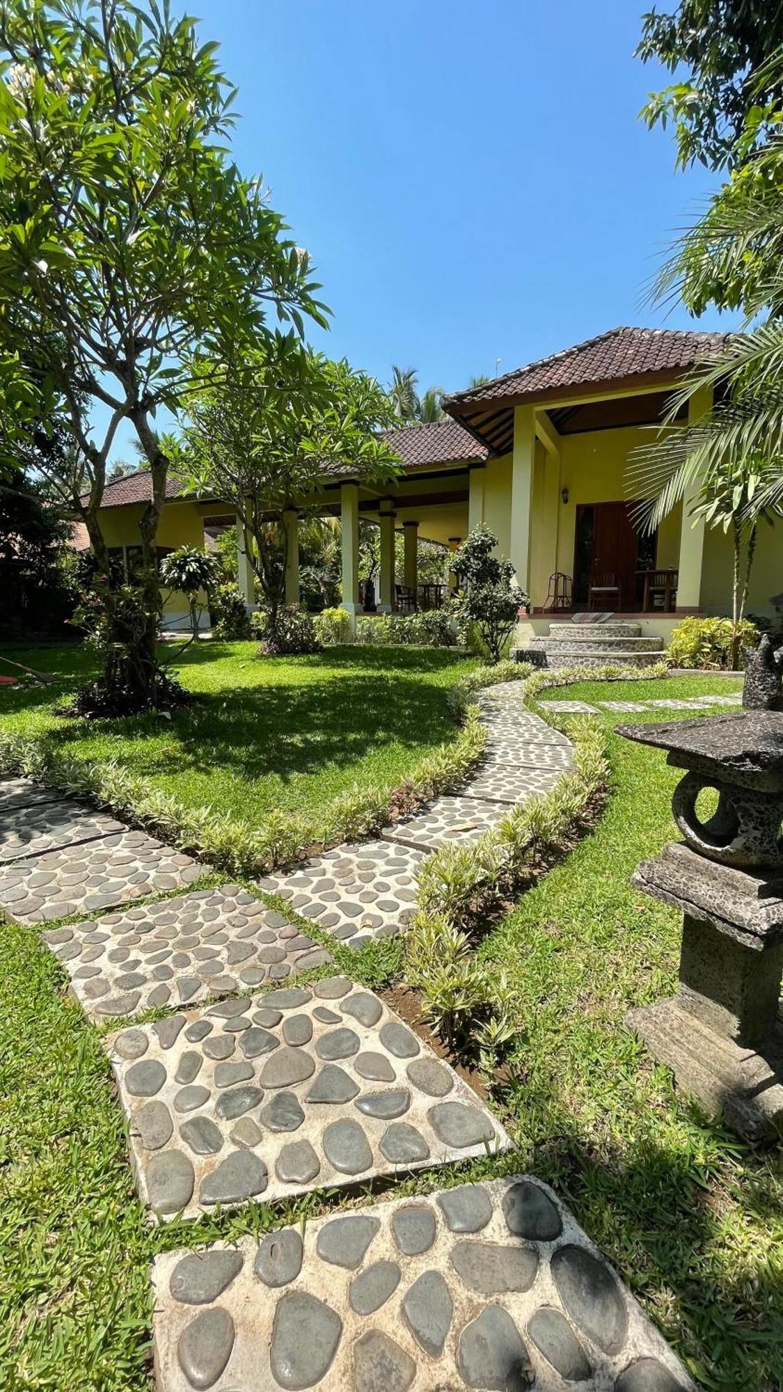 Bali Cottage Sambirenteng Pabean Buleleng Exterior foto